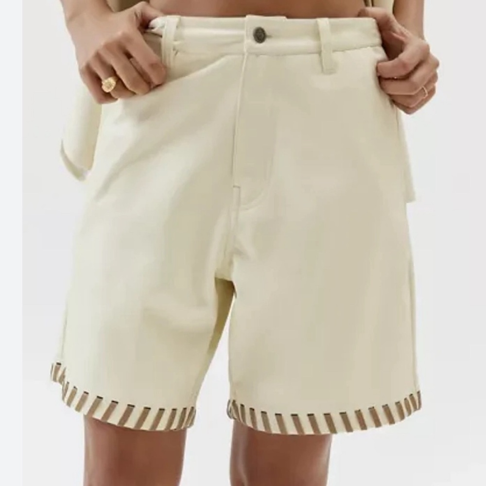 Honor The Gift Womens Faux Leather Shorts In Bone Size X Large Nwt — image 5 of 8